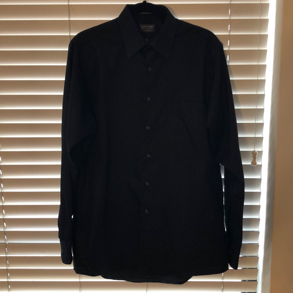 Arrow Classic Fit Men’s Black Button Down Shirt